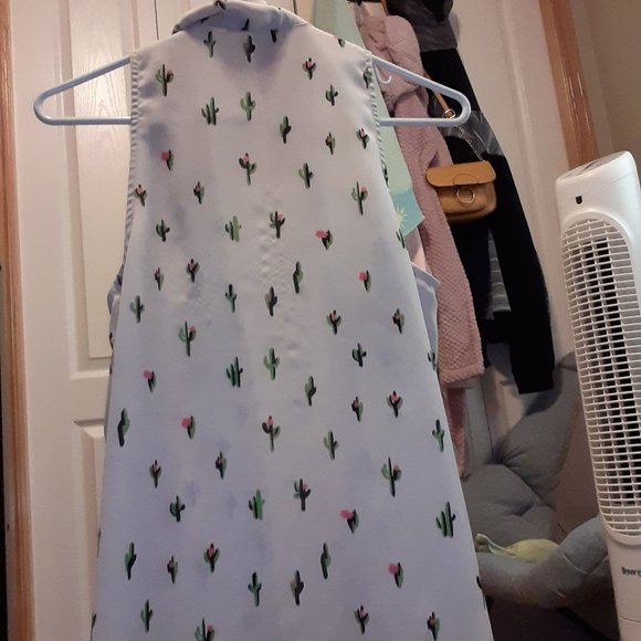 Cacti button down - Picture 2 of 2